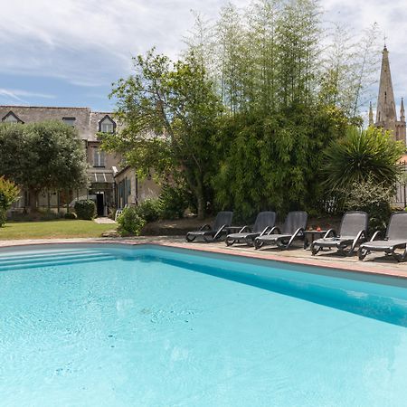 Domaine Le Martinet, The Originals Relais Hotell Bouin  Exteriör bild