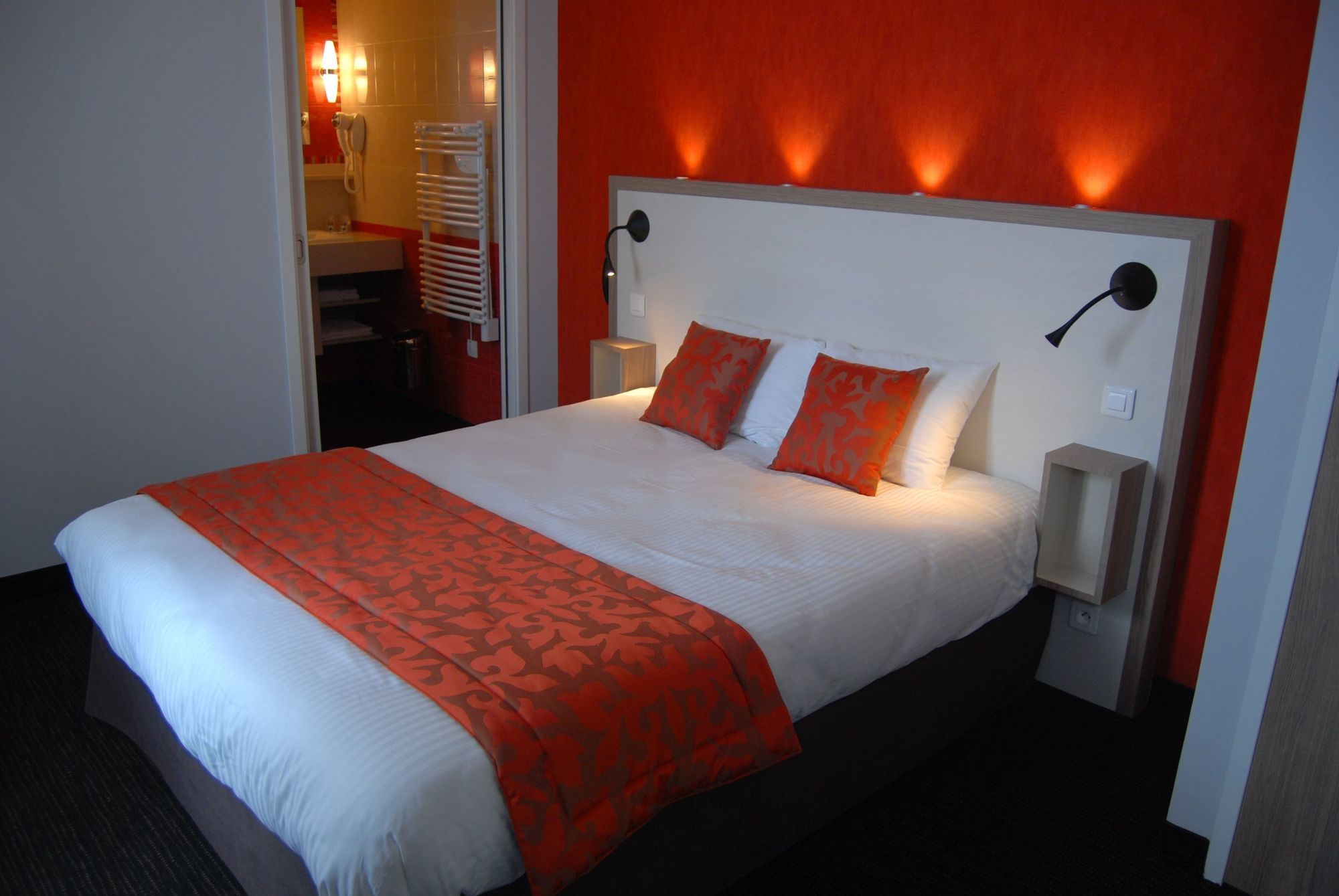 Domaine Le Martinet, The Originals Relais Hotell Bouin  Exteriör bild