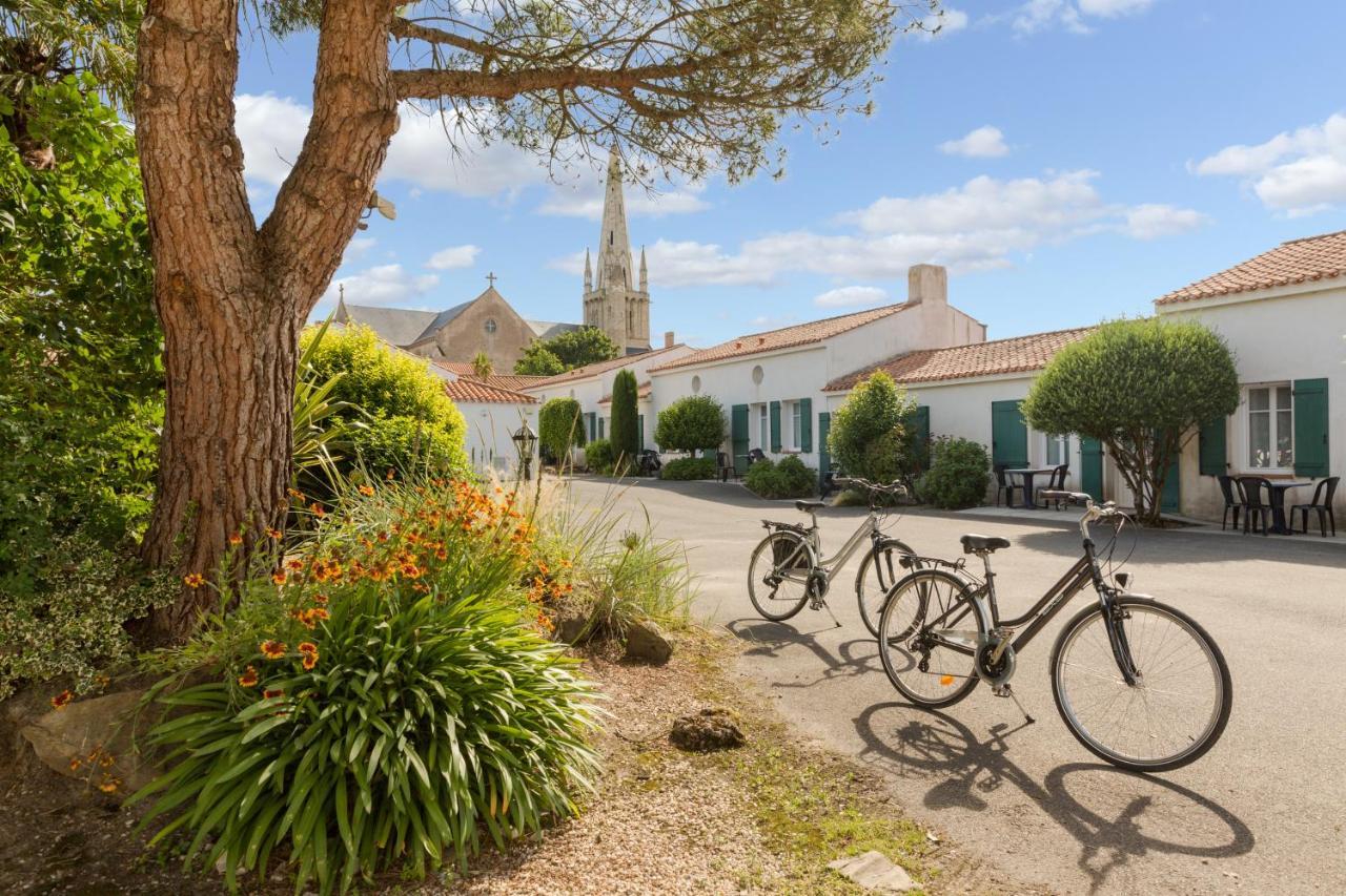 Domaine Le Martinet, The Originals Relais Hotell Bouin  Exteriör bild