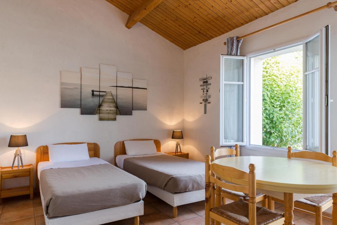Domaine Le Martinet, The Originals Relais Hotell Bouin  Exteriör bild